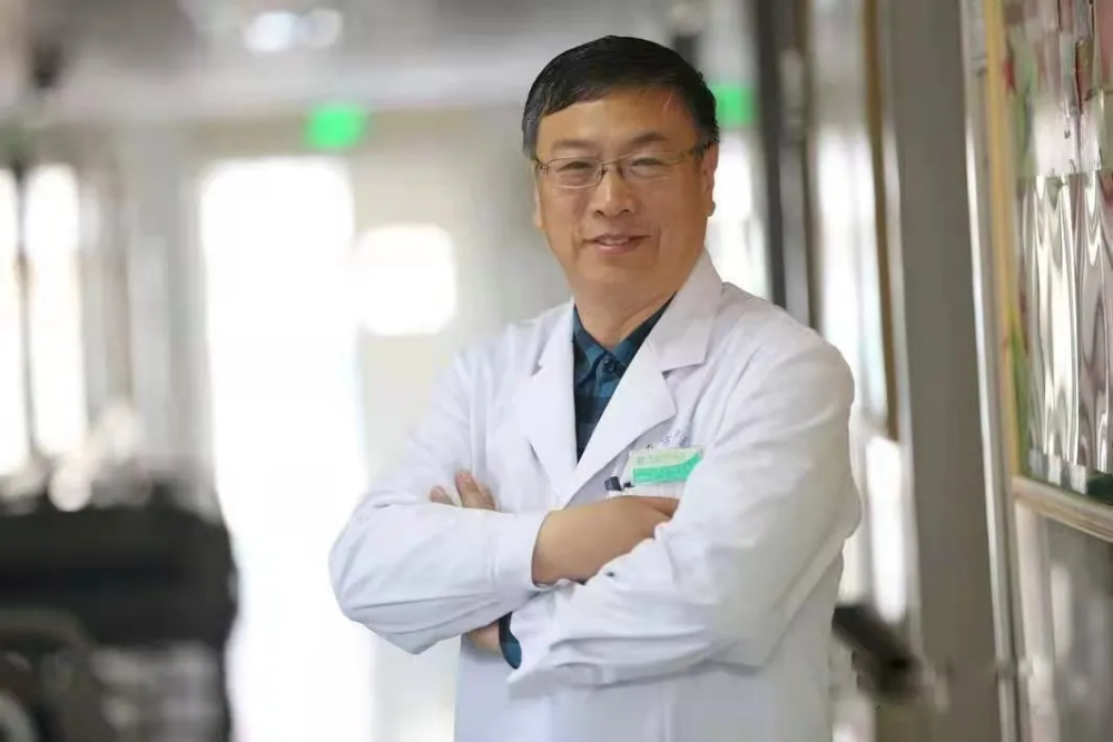 商丘市中医院丁建华医生荣获河南省中医药杰出贡献奖