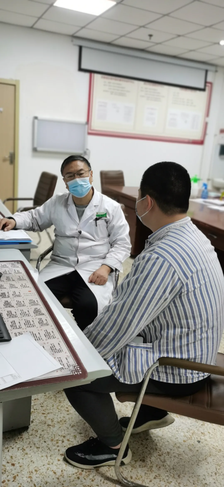 商丘市中医院丁建华医生荣获河南省中医药杰出贡献奖