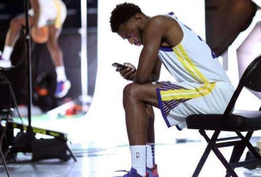 静态天赋当中维金斯8块腹肌动态天赋当中维金斯垂直弹跳1米12球商当中