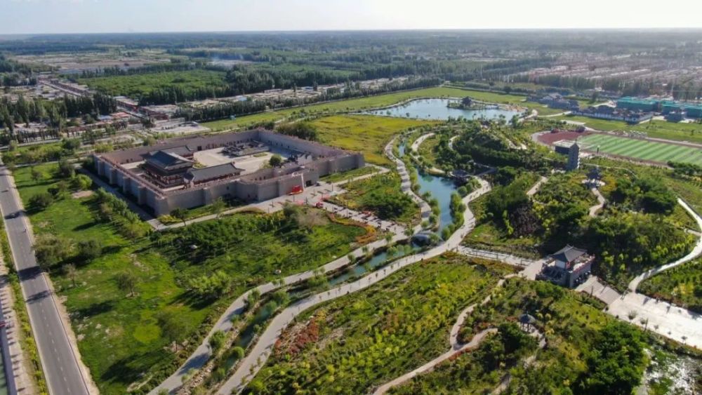 千年古城昼与夜——新和县汉唐都护府古城的双重之美_腾讯新闻