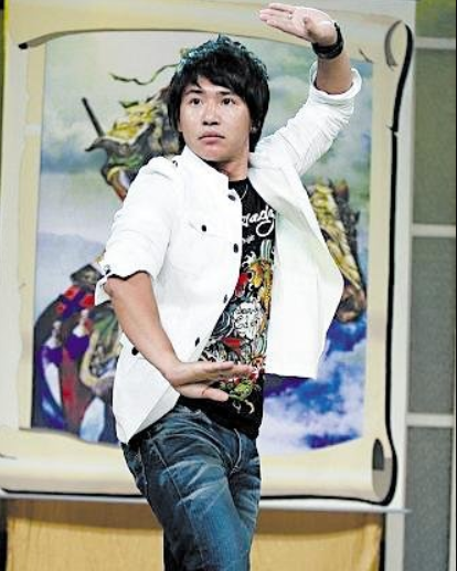 "惨不忍睹"欧弟:落魄公子为父还债扮丑卖笑,如今事业家庭皆输