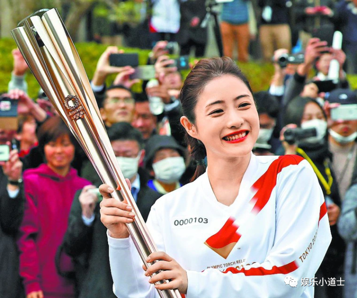 日本年度10大星闻 新垣结衣闪嫁星野源最劲爆4大女神吹起离婚潮 腾讯新闻