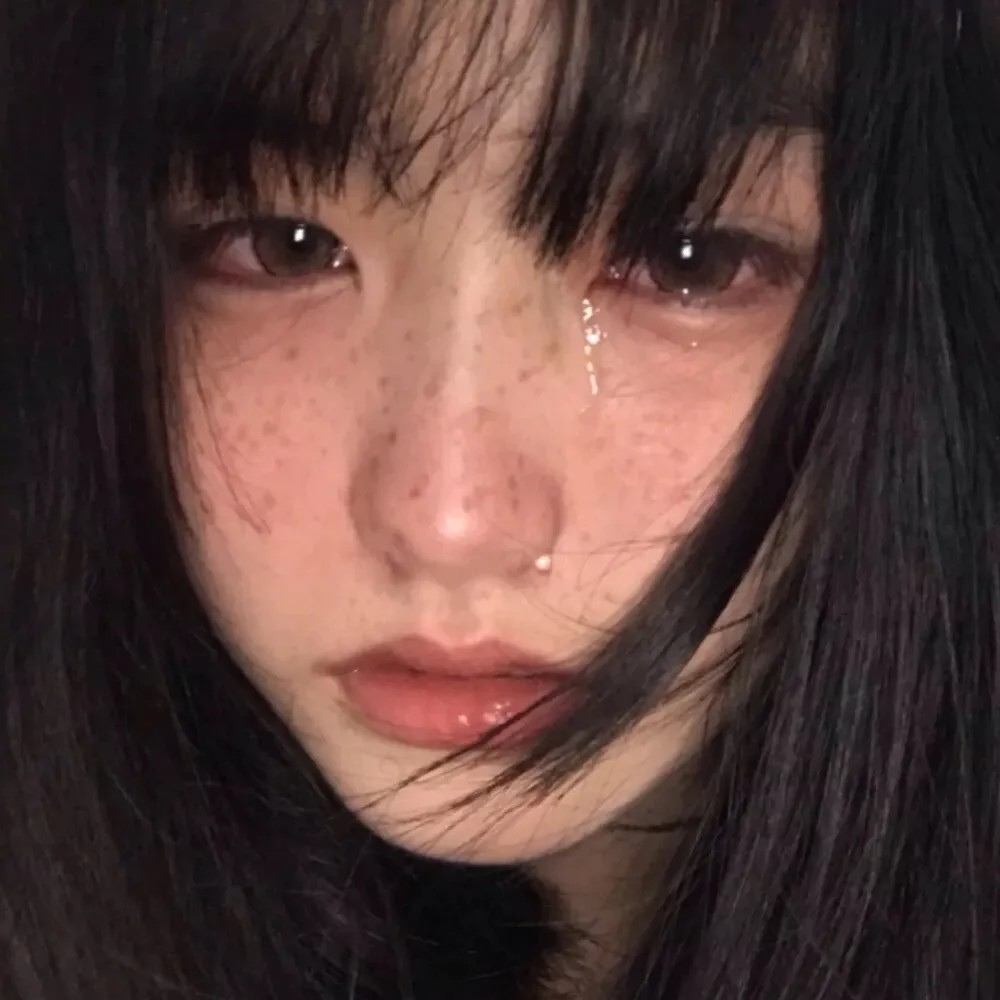 真人女头碎碎念念要讲给有回应的人听