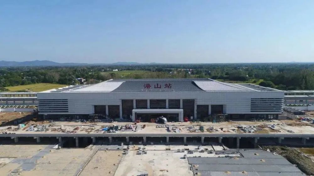 "皖江潮涌,华夏方舟"的安庆西站咱们先瞅瞅去!高清大图看看