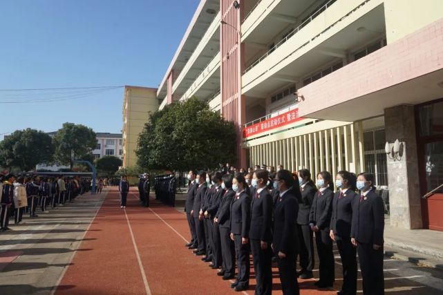 光泽检察|在光泽一中举行"泽润心田"警检校联动点揭牌暨法治副校长