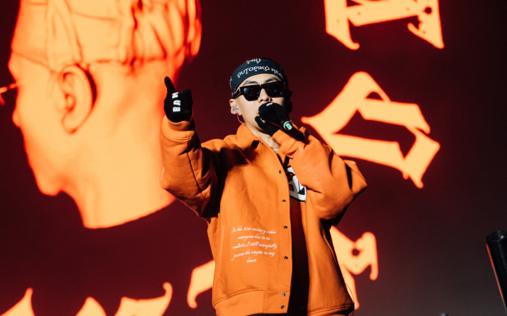 掐麦与赶人刘聪被提前退场冠军rapper李佳隆被强制掐麦