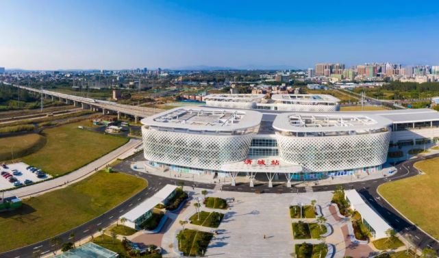 广清城际北延线清远东站封顶南延线预计2023年完工广清永高铁有新消息