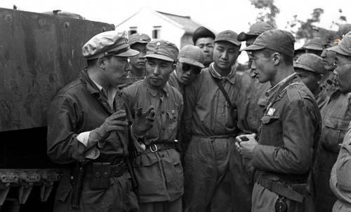 陈官庄战役30万国军被围,女学生为吃饭,成为国军军官的"太太"_腾讯新