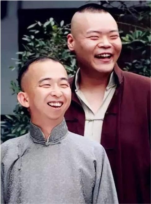 39岁成身价过亿导演,"丑星"巨兴茂妻子貌美如花 网友:真是男才女貌!