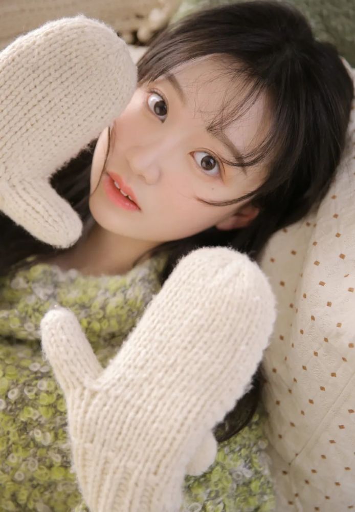 清纯甜美治愈系氧气少女