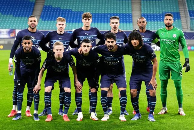 十人曼城客场不敌莱比锡