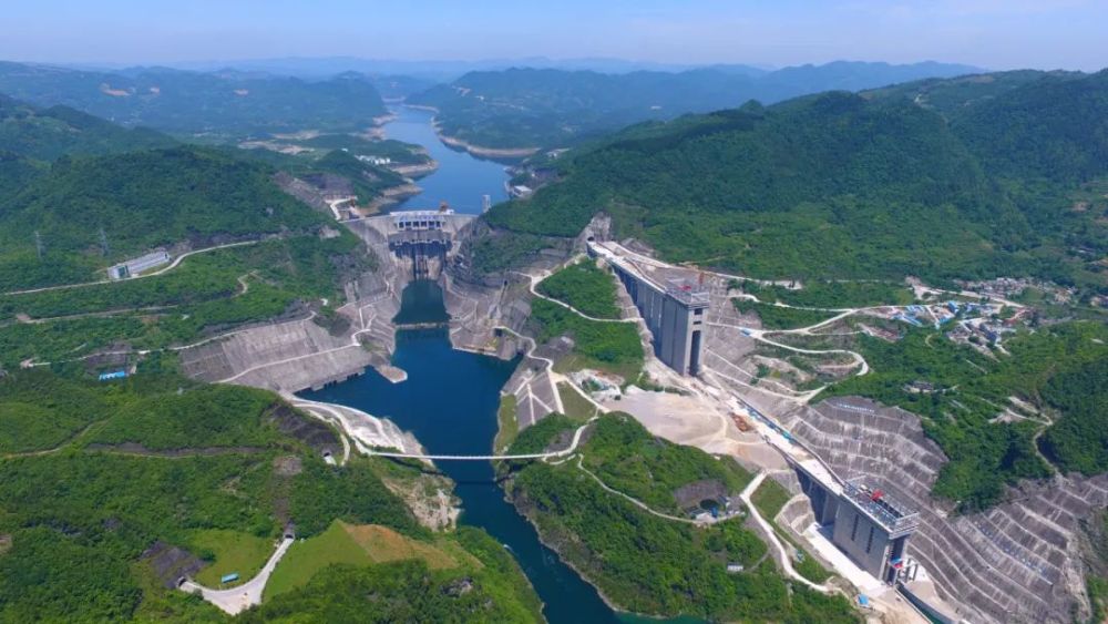 贵州通江达海的"黄金水道" 贵州省实施了思林,沙沱 构皮滩通航工程