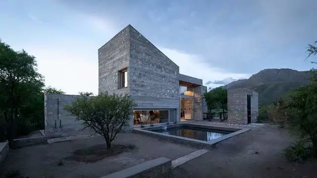 阿根廷,科尔多瓦,石头别墅/nanzer-vitas