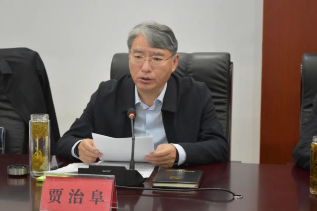 召开未成年人保护工作委员会第一次全体会议|未成年人|梁山县|贾治阜