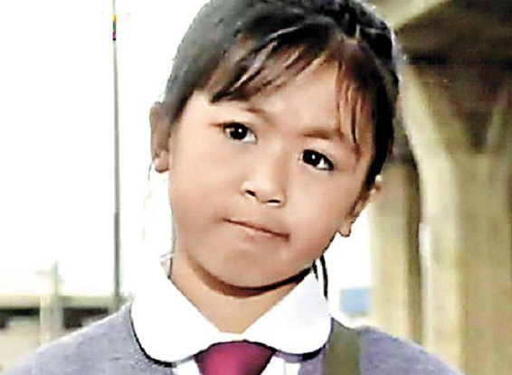 她被誉为香港"最火童星",张国荣和黄家驹都抢着当她哥哥?_腾讯新闻