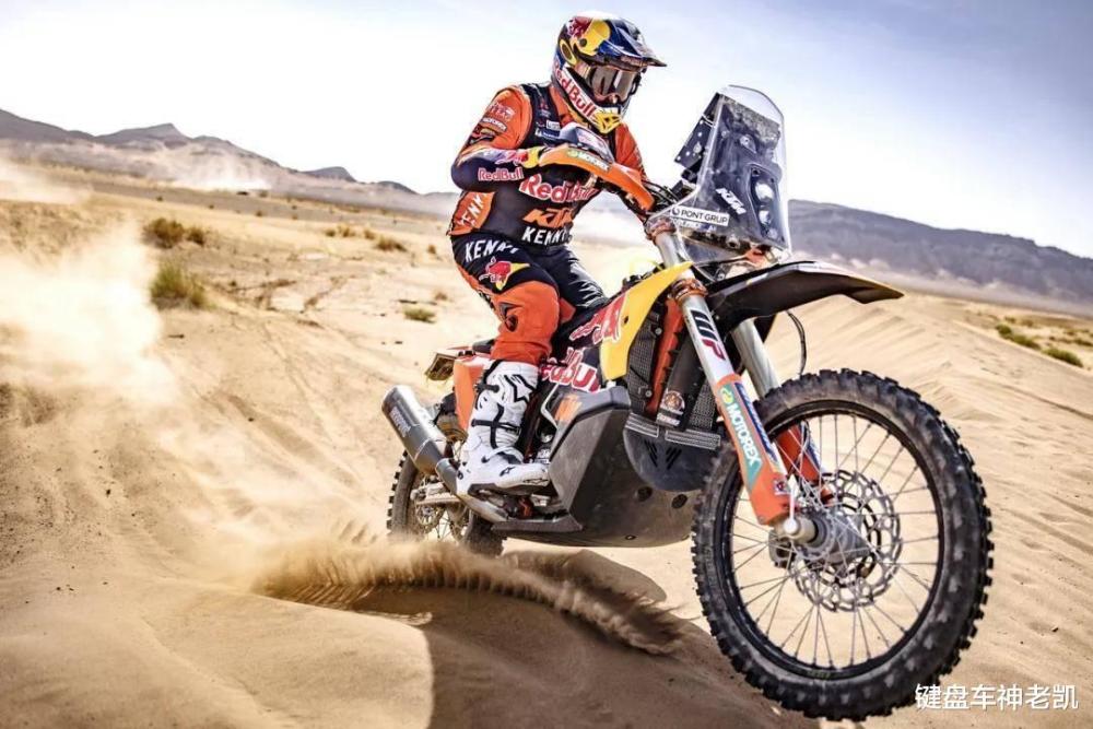 ktm390adv升级电控小改轮毂之后拉力版谍照曝光