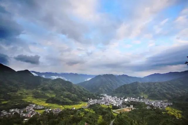 生態風光無限好來歙縣長陔嶺品原始鄉趣嘗山野鮮香