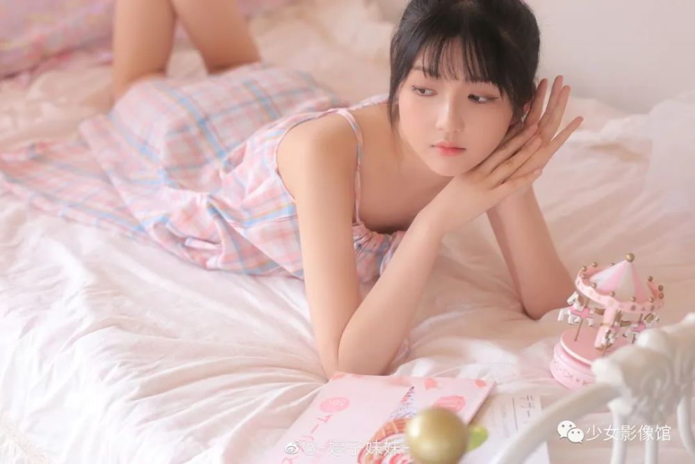 少女写真丨生于尘埃溺于人海