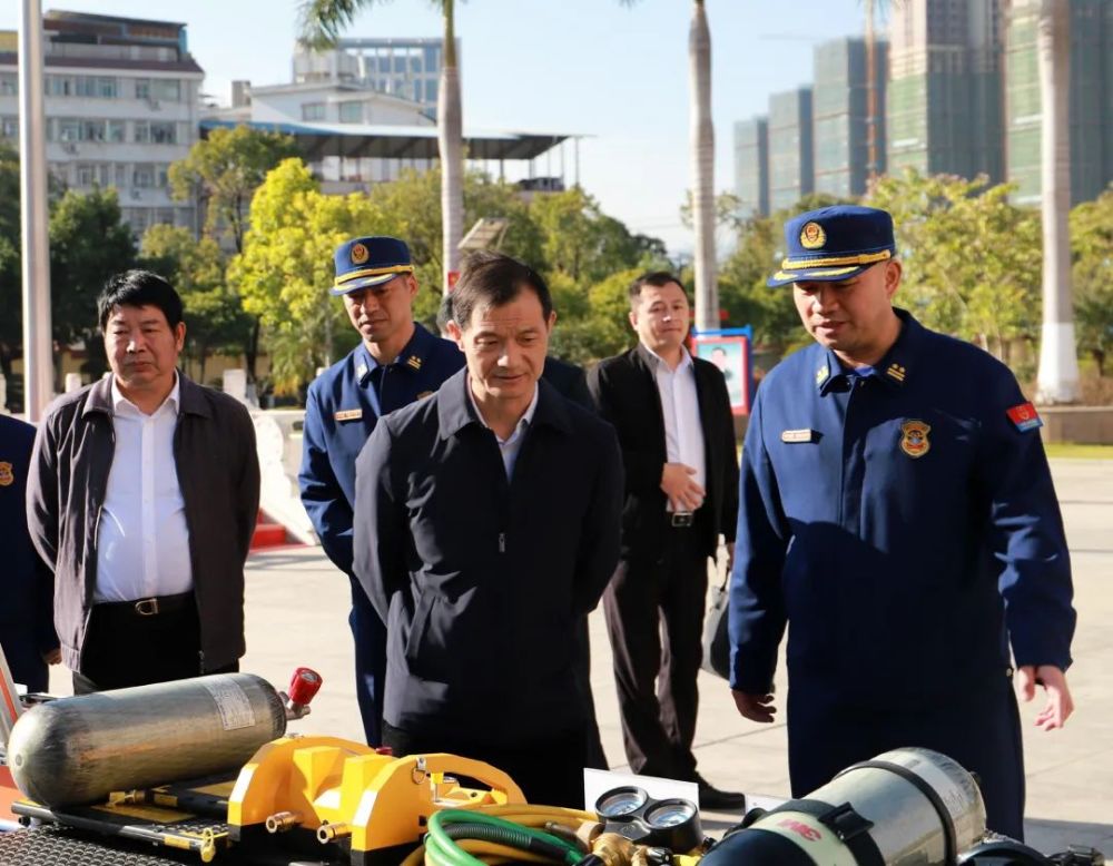 调研指导促提升凝心聚力促发展龙岩市委常委政法委书记陈金龙到龙岩