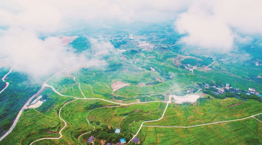 岳池顾县羊山湖风景区图片