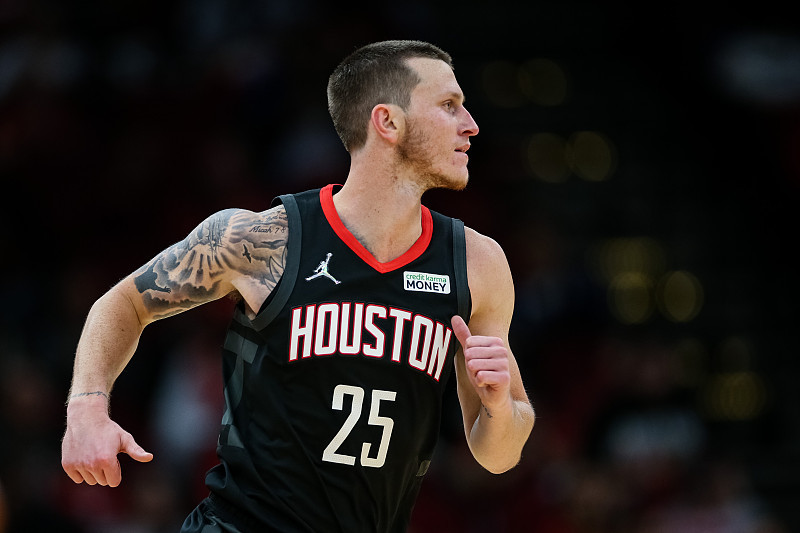 钱德勒-帕森斯 NBA-恭喜火箭，6连胜还有意外之喜！6战23记三分，值得一份新合同