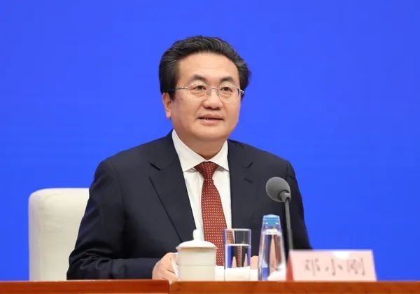 农业农村部副部长邓小刚国务院新闻办公室于2021年12月8日(星期三)