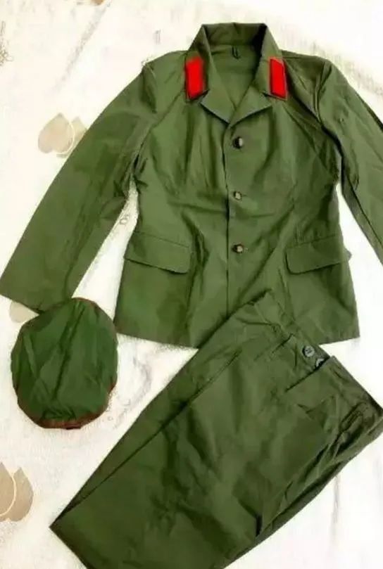 再一次献给所有穿过65式军装的参战老兵