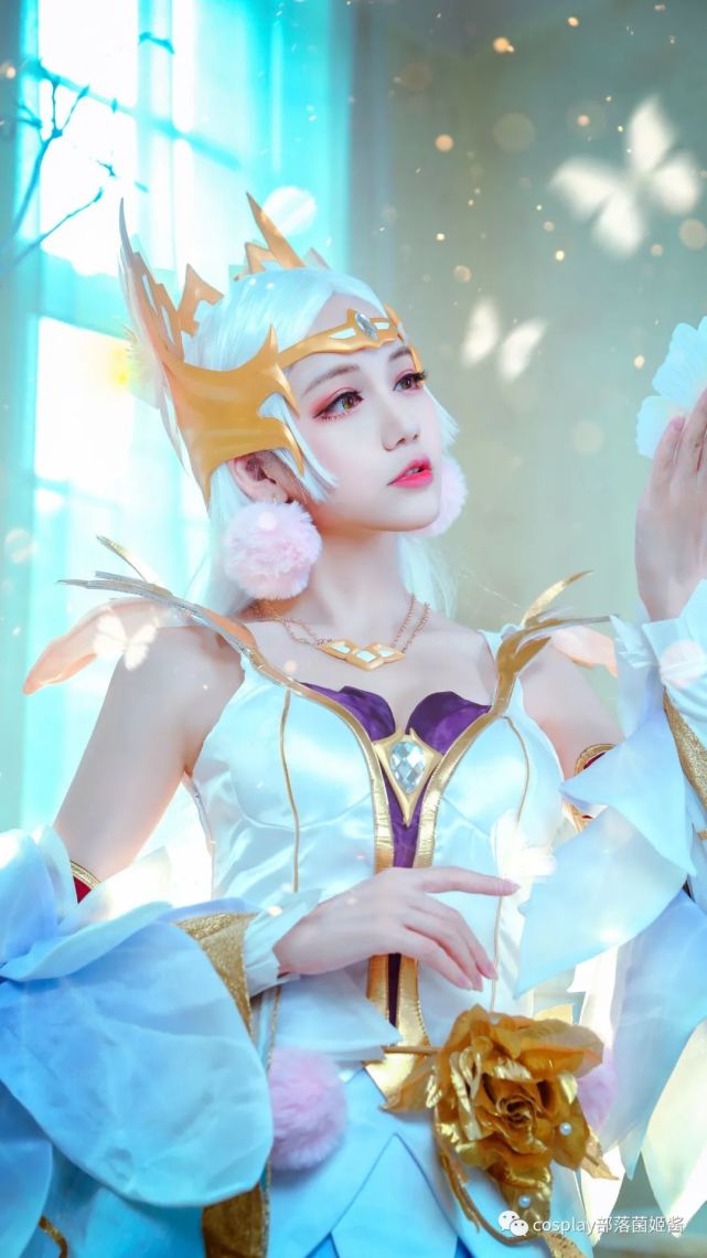 cos:王者荣耀貂蝉金色仲夏夜之梦cos正片@彩芸
