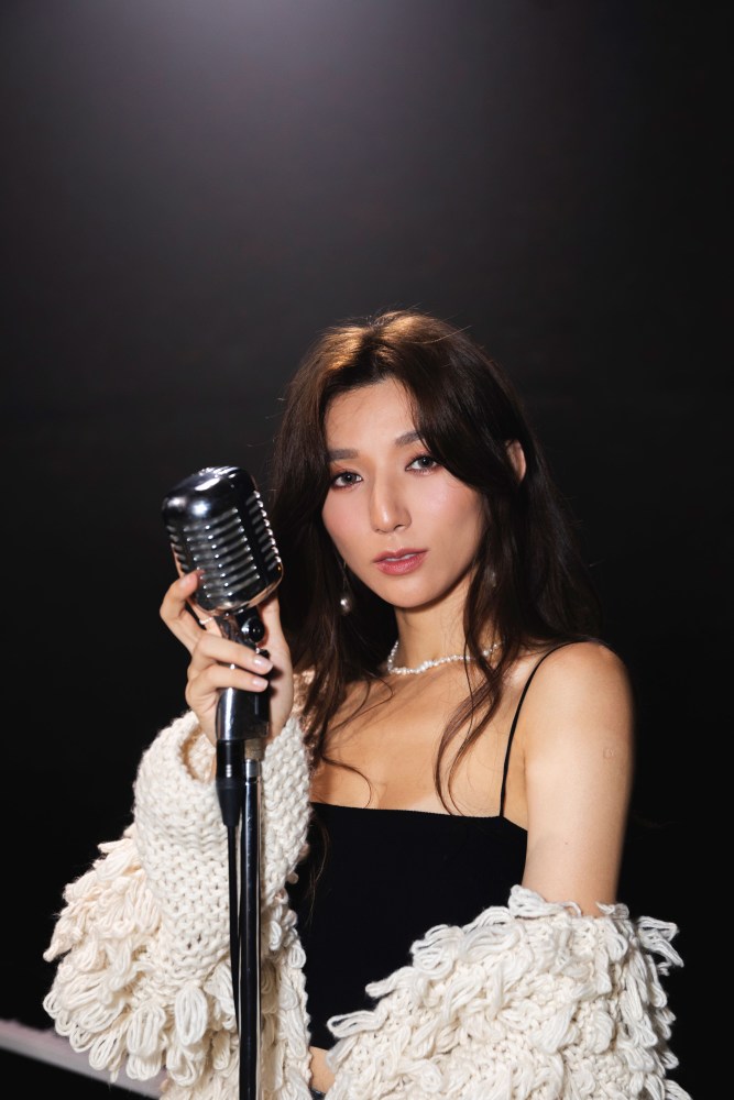 岁末寒冬抒情渴望你haezee黄玮昕唱独角戏