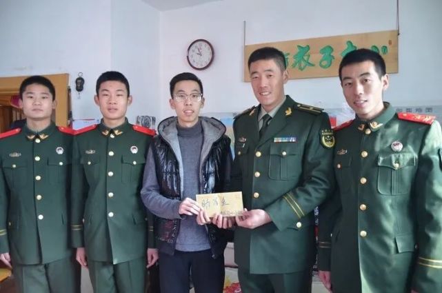 鞍山刘本成被授予中国消防忠诚卫士