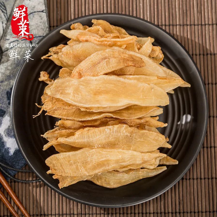 鱼胶与燕窝,鱼翅齐名,是"八珍"之一,素有"海洋人参"之誉