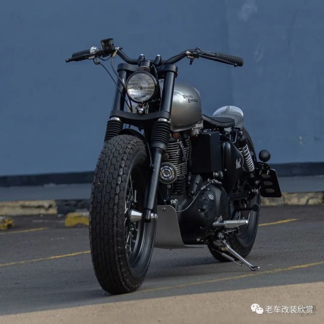 皇家恩菲爾德500 bobber