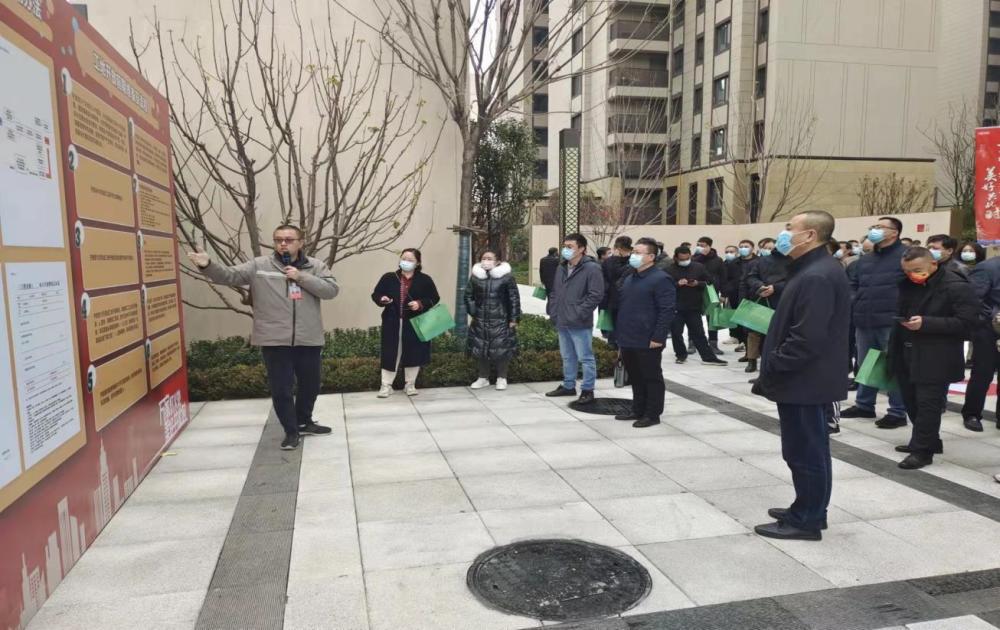 淄博市先验房后交房观摩活动走进万科翡翠书院