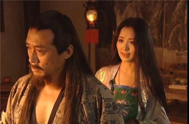 古代点天灯到底是什么刑罚?除董卓之外,还有一个女人也受过此刑