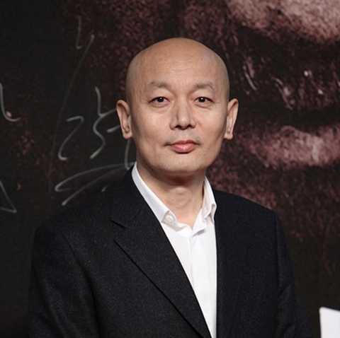 葛优妻子带孩子罕露面贺聪打扮低调接地气小朋友胖嘟嘟好可爱