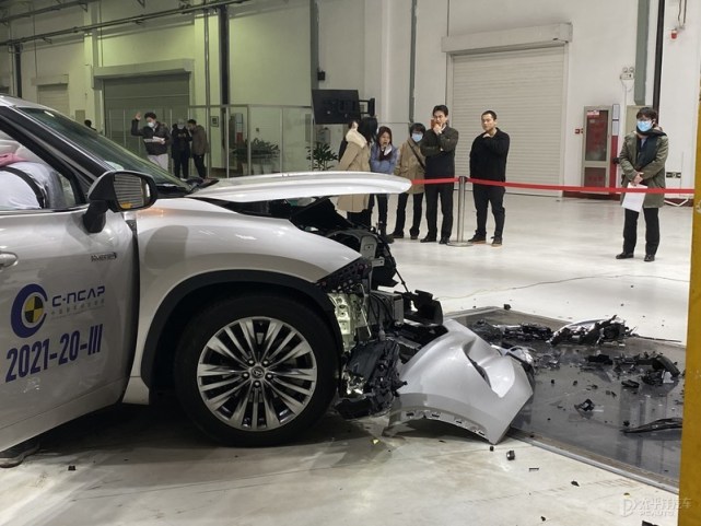 全程直击汉兰达碰撞实验,神车换代后表现让人意外