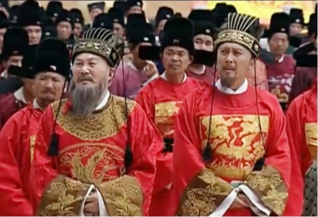 严嵩和张居正都是大明权臣,后世评价却呈现两个极端,究竟为何?