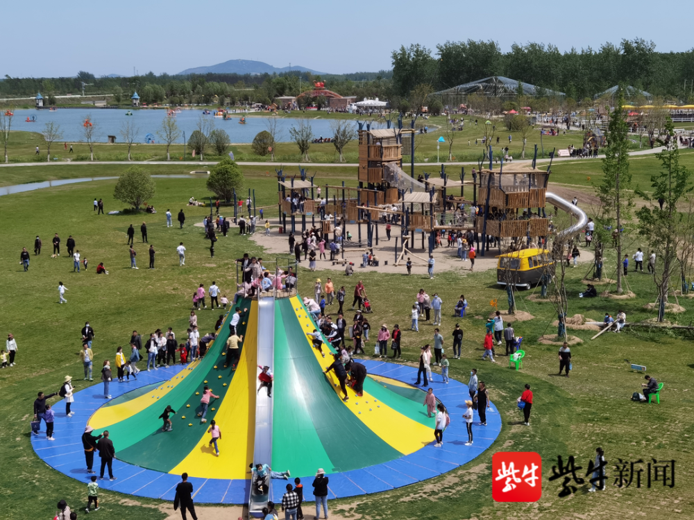 家门口"游乐经济",既聚人气又添财气小小乡村游乐园 书写发展大文章