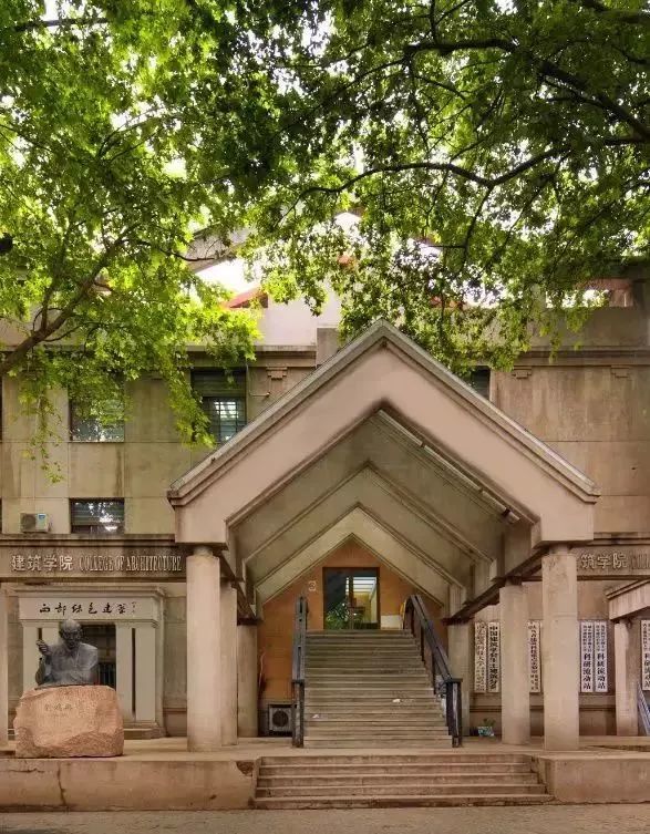 校庆专题|"睡"在文化里的建筑东楼