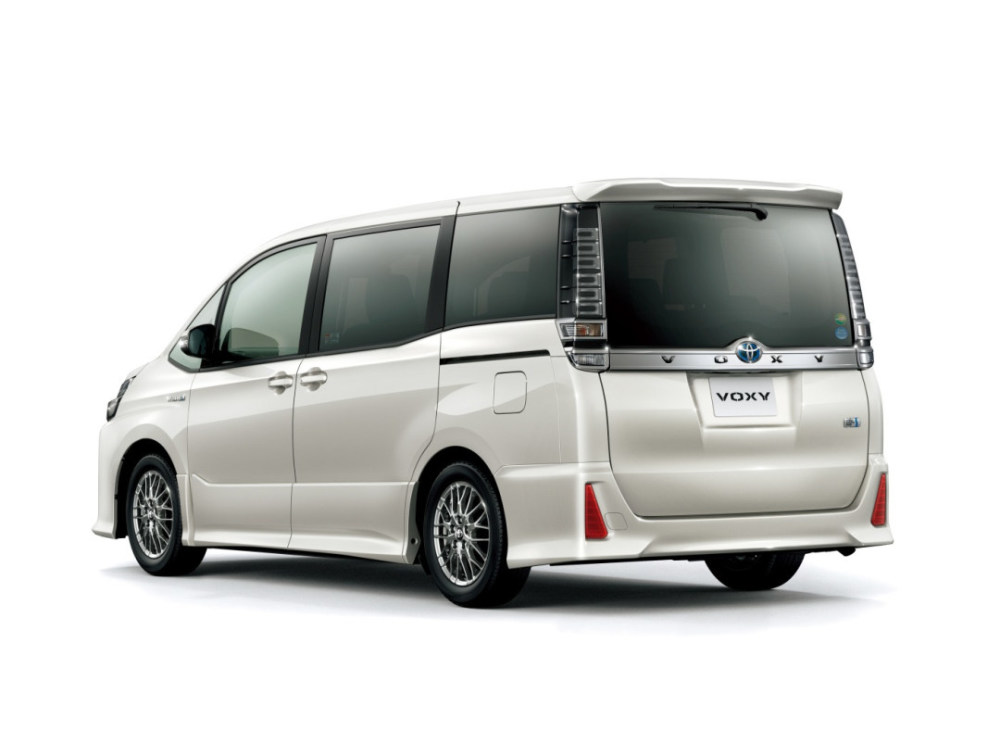 29万元 丰田noah第四代车型官图曝光_腾讯新闻