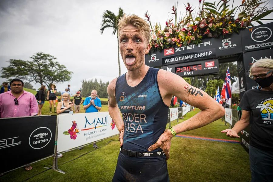 xterra越野铁三世界锦标赛毛伊岛落幕,奥运奖牌选手分获男女冠军