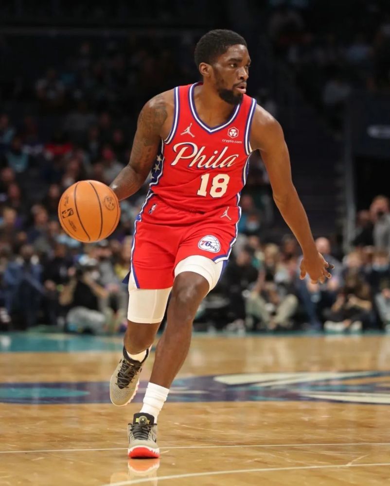 brock williams-smith/kent smithshake milton (谢克·米尔顿)nike