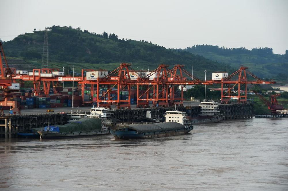 四川宜宾港九成以上集装箱在重庆果园港完成中转