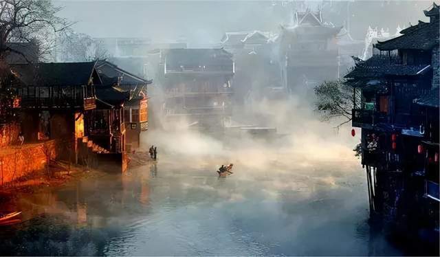 湖南湘西州的风景之秀丽，不亚于张家界，沈从文的故乡变化多大呢