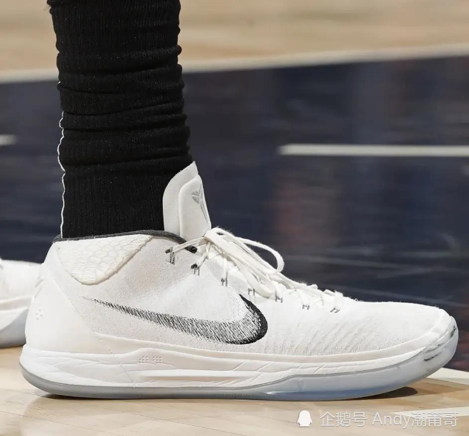 德玛尔·德罗赞 NBA球员球鞋上脚：德罗赞穿kobe6，拉赛尔穿李宁