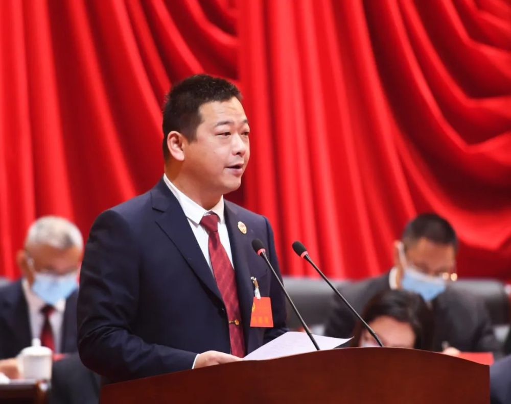 王能钊当选为蓬安县人民检察院检察长