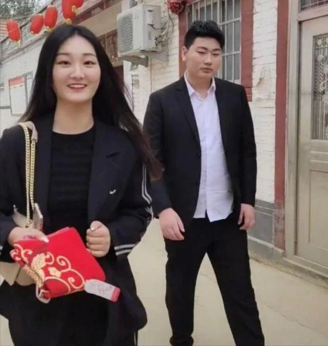 BOB全站:大衣哥朱之文儿子儿媳离婚事件尘埃落定你怎么看