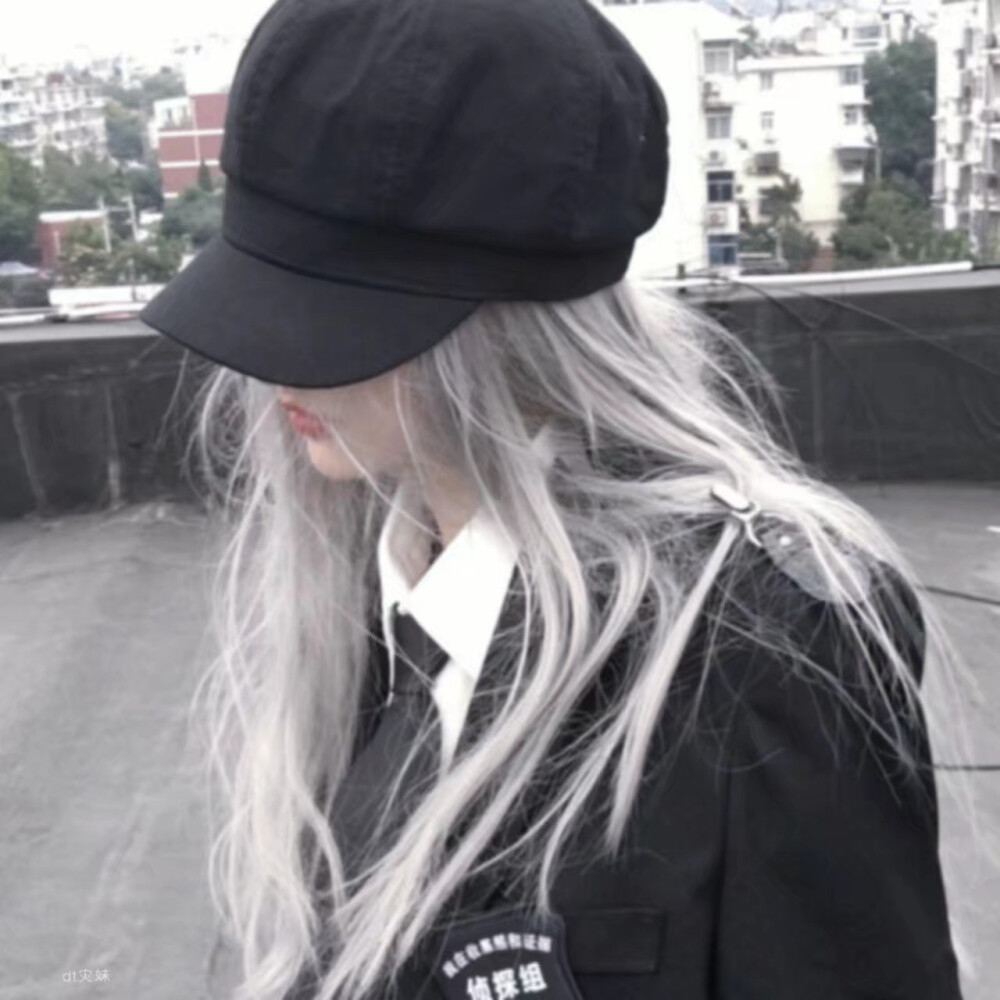 各种发色的女生头像