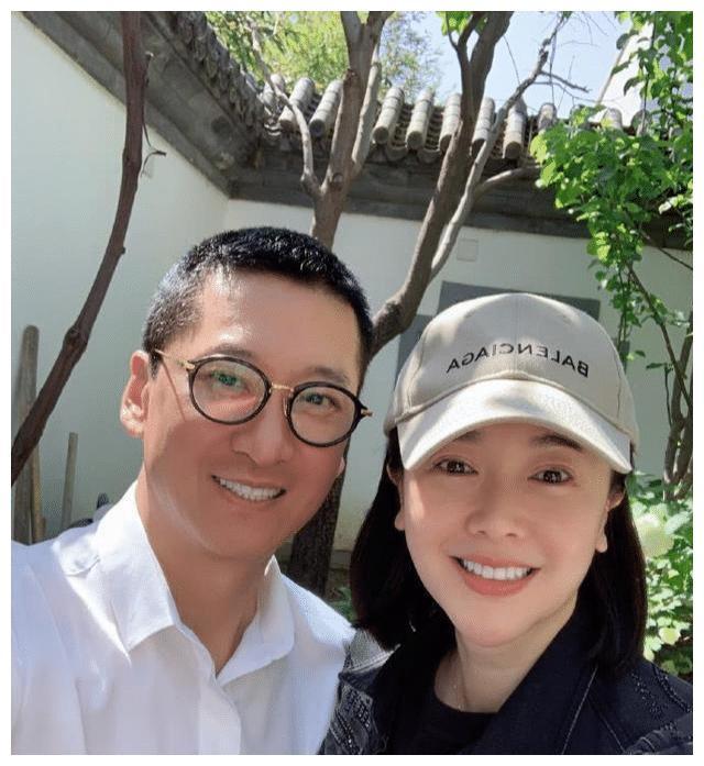 周杰被前女友控诉后,网友再爆料_腾讯新闻