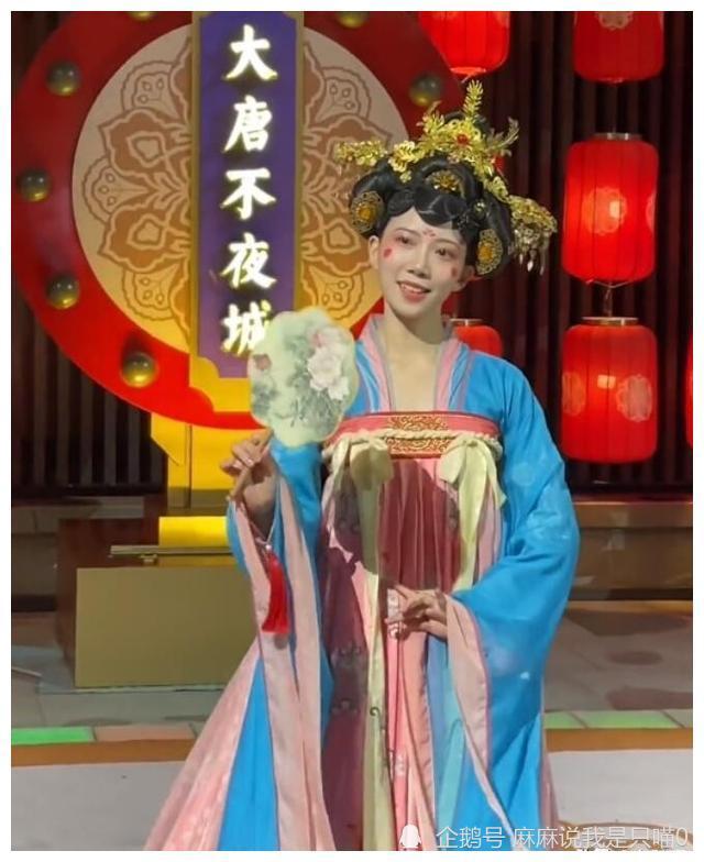 爆红2年,那个一人带火一座城的"皮卡晨",现在怎么样了|皮卡晨|四眼哥